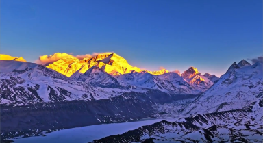 见者好运！卓奥友峰日照金山
